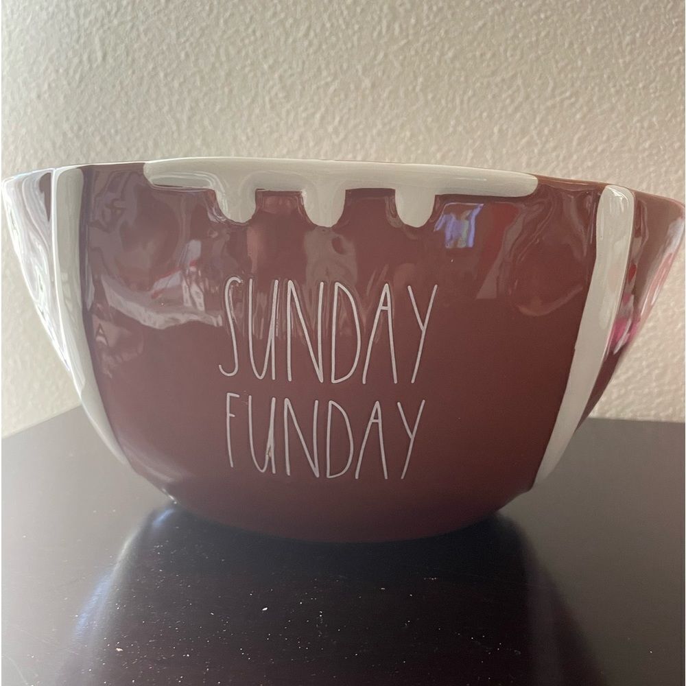 RAE DUNN SUNDAY‎ FUN DAY CHIP BOWL